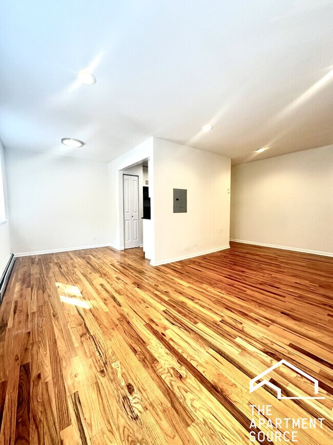 Foto del edificio - 6954 N Sheridan Rd