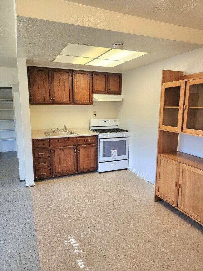 Foto del edificio - Adorable 2 Bedroom/1 Bath in the Heart of ...