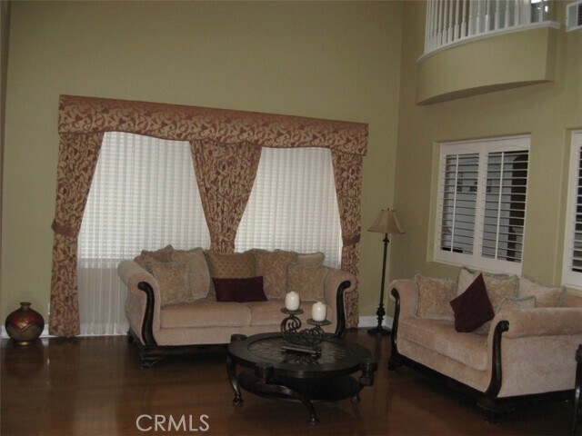 Foto del edificio - 8820 E Crestview Ln