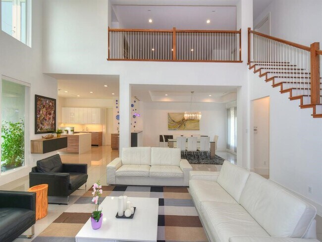 Foto del edificio - 14319 Shadow Garden Ln