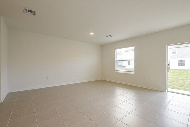 Building Photo - 4103 Longleaf St