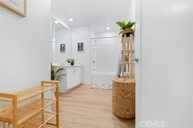 Foto del edificio - 4303 Rivington
