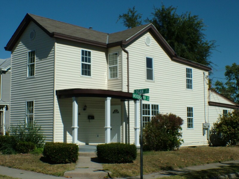 Primary Photo - 2084 Logan Ave