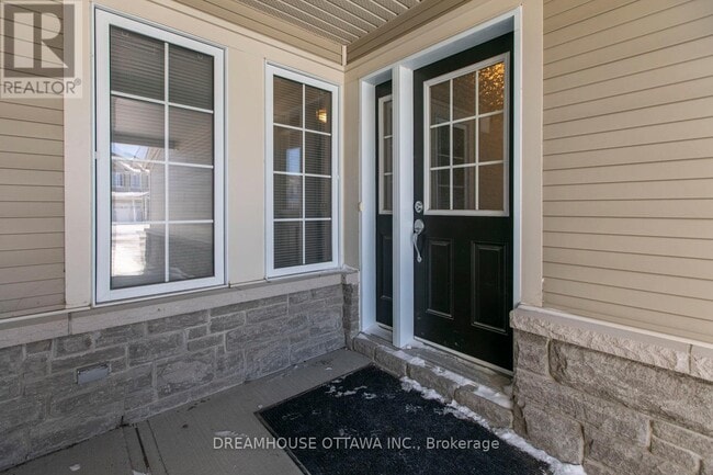 Building Photo - 158 Patriot Pl