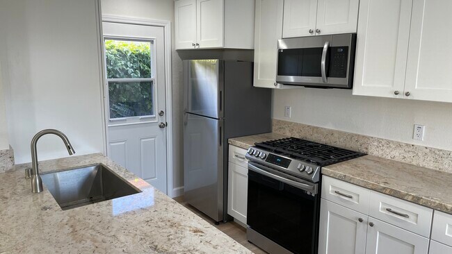 Foto del edificio - 5110 Savannah St