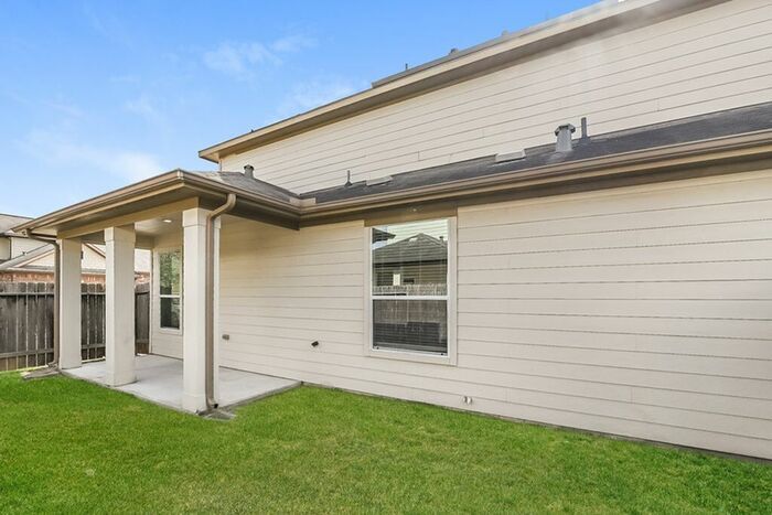 Building Photo - 9723 Floria Ct