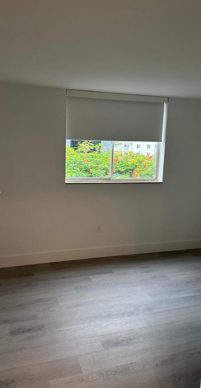 Foto del edificio - 210 SW 11th St