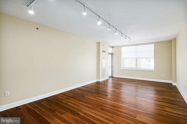 Foto del edificio - 440 S Broad St