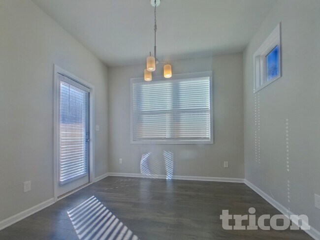 Foto del edificio - 2241 Westside Dr