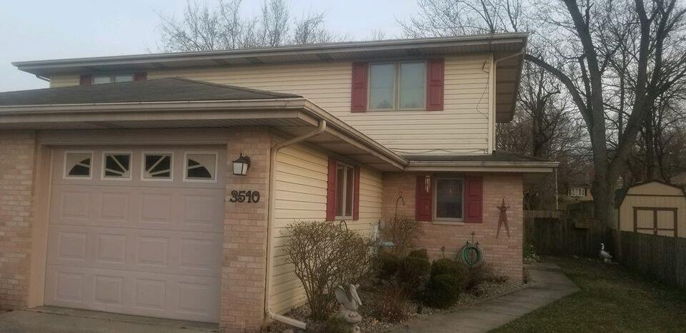 Primary Photo - 3510 Wicker Ave