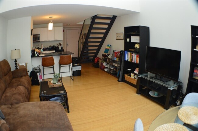 Building Photo - 1 Earhart St