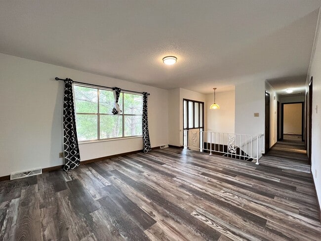 Building Photo - 11518 Midhurst Dr