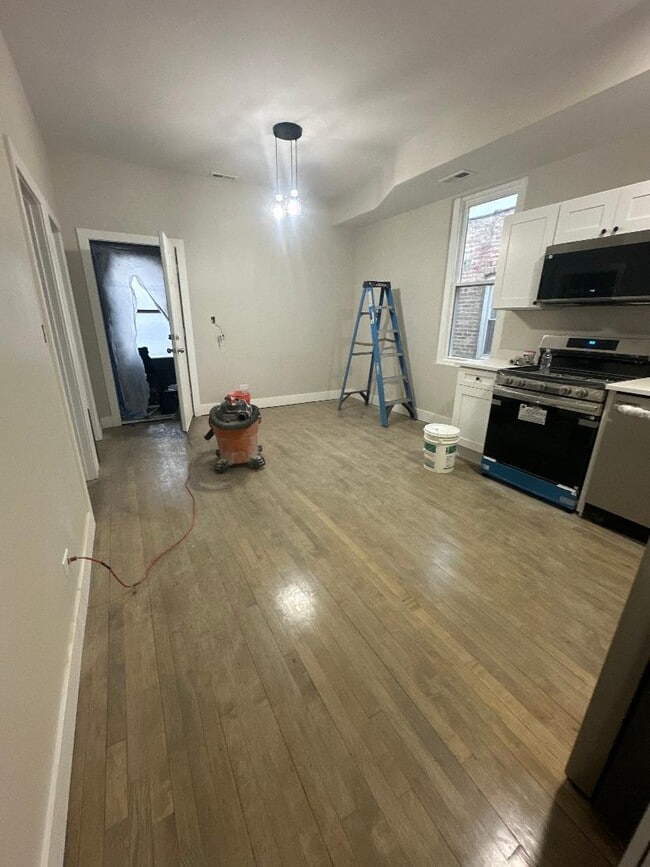 Photo - 2223 S Hamlin Ave Apartment