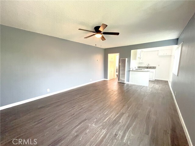 Building Photo - 4750 W Broadway