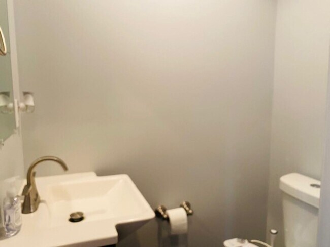 Foto del edificio - 3 br, 3.5 bath House - 2414 ORLEANS STREET