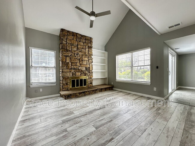 Building Photo - 13274 E Asbury Dr