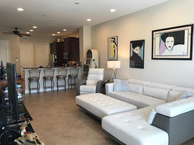 Foto del edificio - 4573 Artesa Way S
