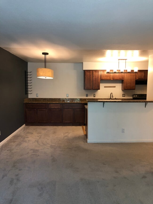 Kitchen/Dining area - 590 El Dorado Ave
