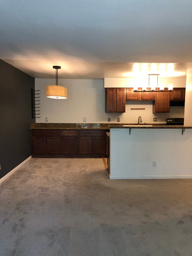 Kitchen/Dining area - 590 El Dorado Ave