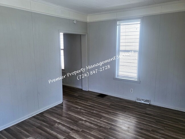 Building Photo - 509 Blaine St