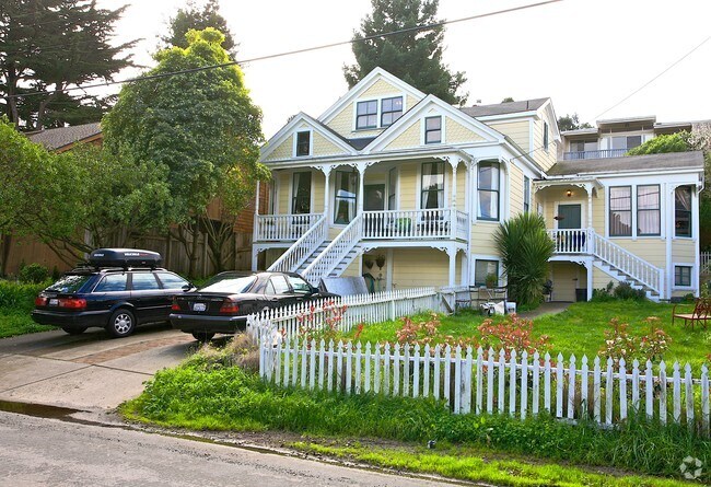Building Photo - 155 Tomales St
