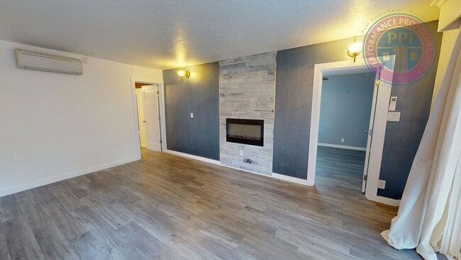 Foto del edificio - Rockwood - Single Level, Beautifully Updat...