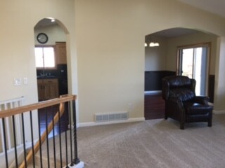 Building Photo - 5448 Highland Trl