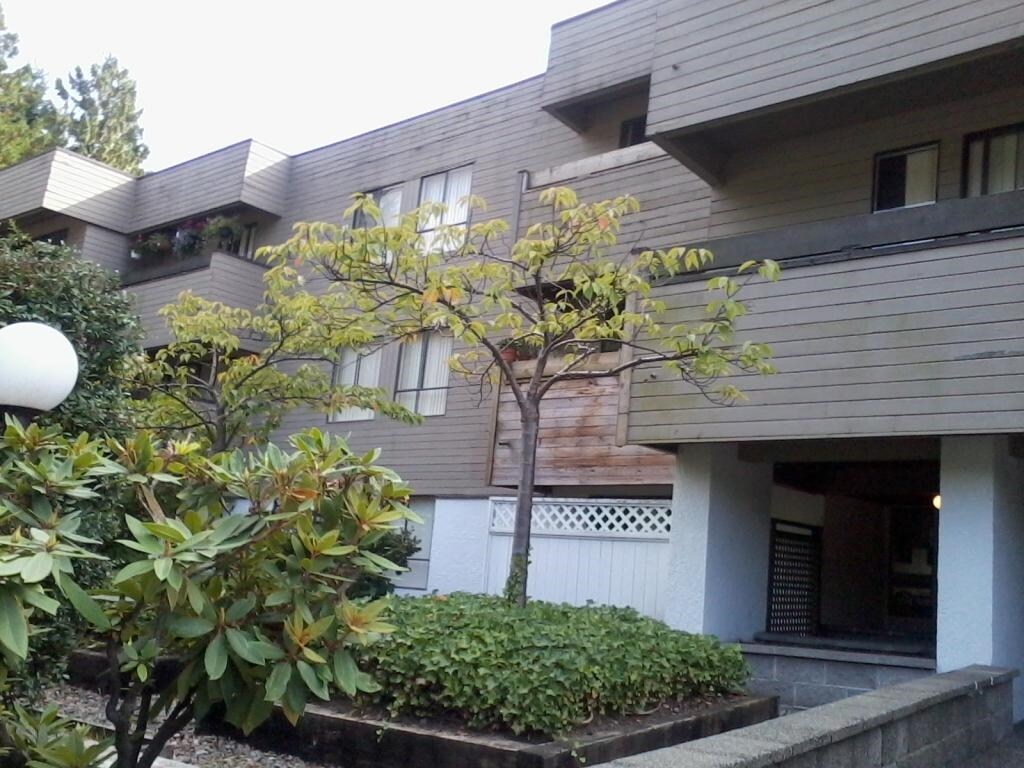 Primary Photo - The Parkside Apartments