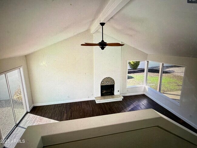 Foto del edificio - 912 E Acacia Cir