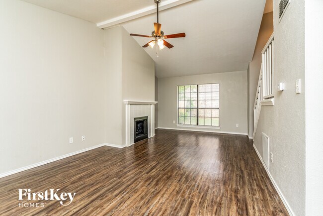 Building Photo - 3009 Galemeadow Dr