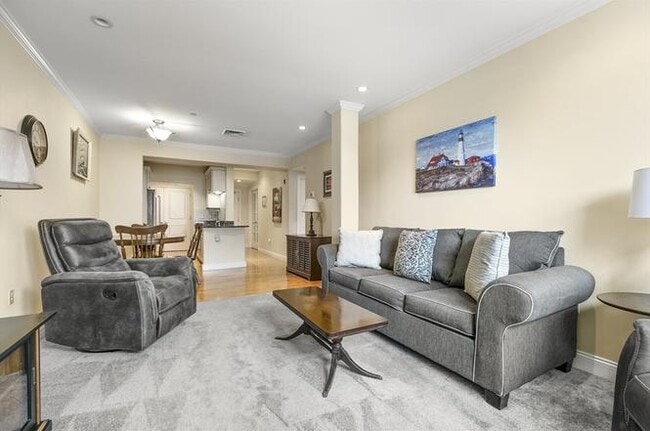 Building Photo - aivilla