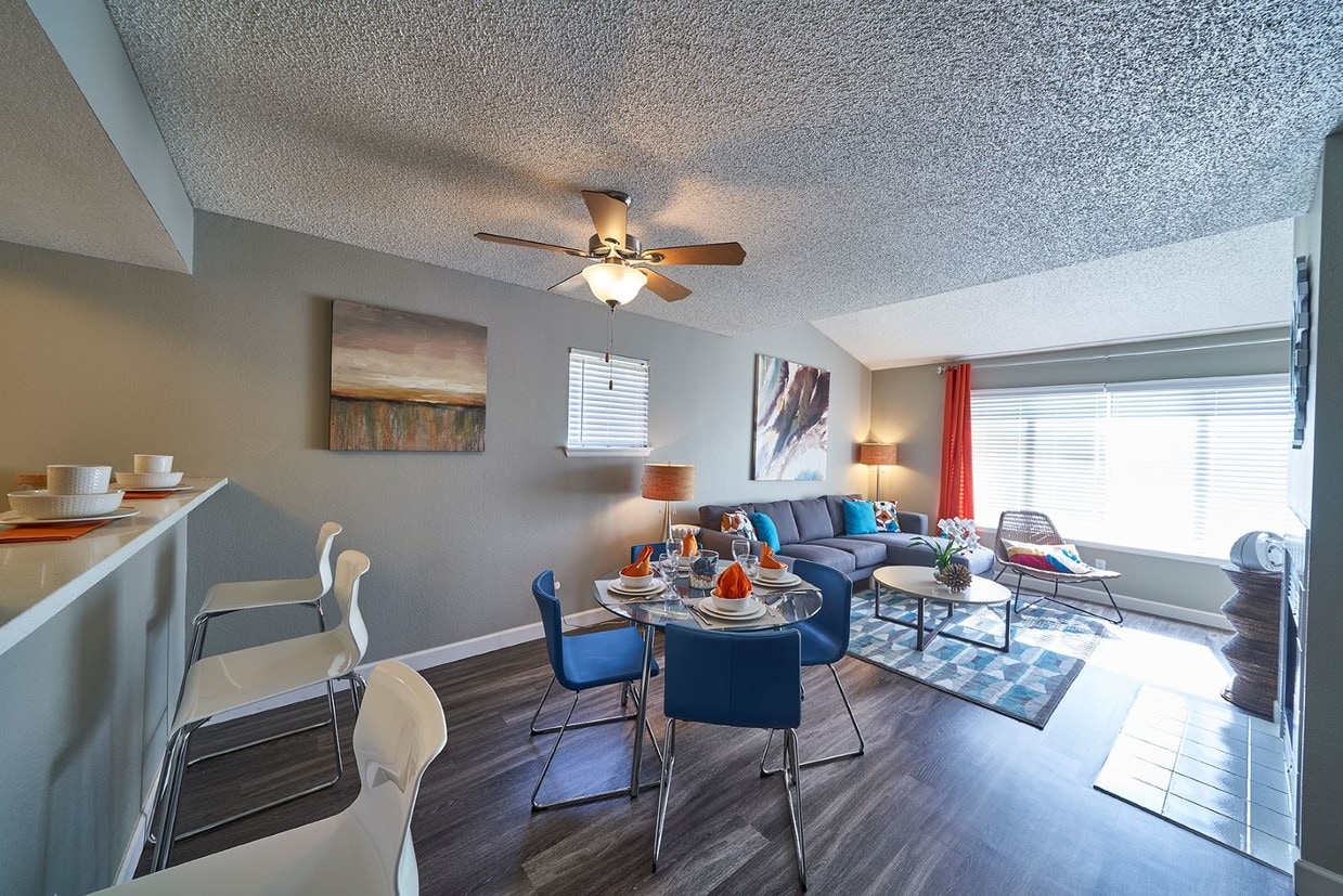 Reflections on 92nd 6880 W 91st Ct Westminster, CO Apartments for