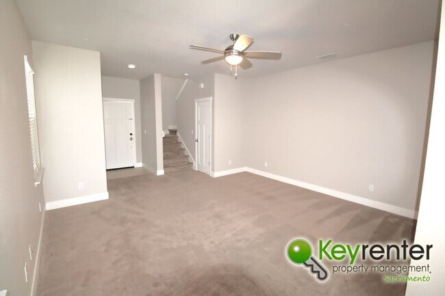 Foto del edificio - 3234 Sher Ct