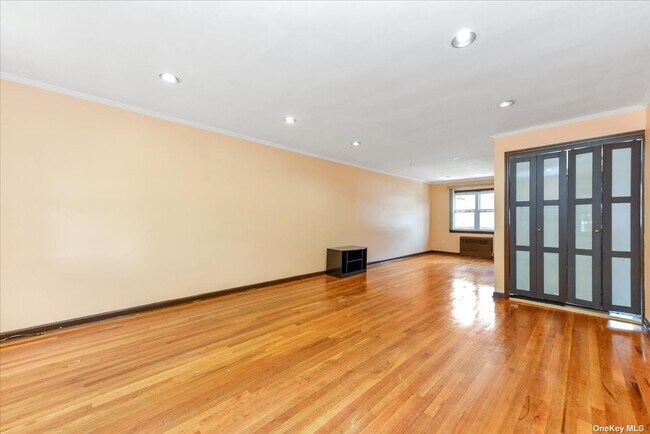 Foto del edificio - 150-42-150-78 78th Ave