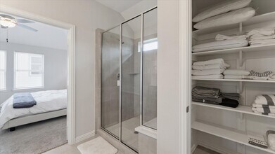 Building Photo - 327 Honey Mesquite Path