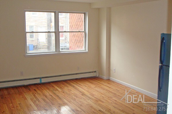 Foto principal - 1463 Greene Ave