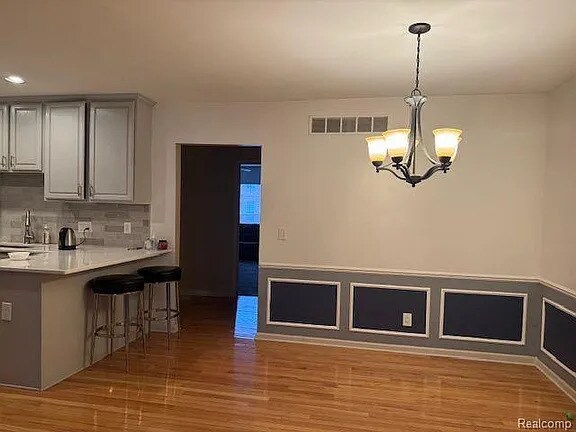 Foto del edificio - 158 Tiffany Ln