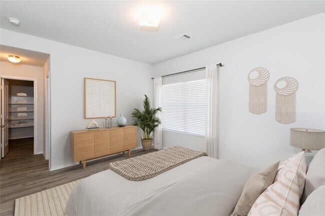 Foto del edificio - 5515 Gouldburn River Dr