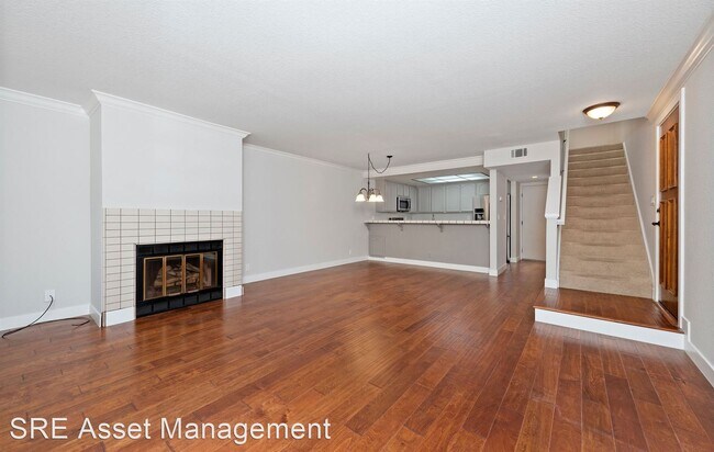 Building Photo - 2 br, 2.5 bath House - 1233 Beaulieu Ct