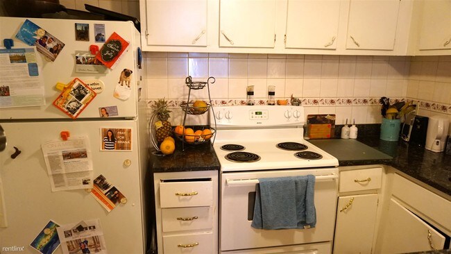 Foto del edificio - 357 Faneuil St