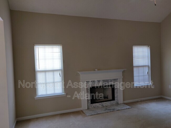 Foto del edificio - 6447 Wellington Chase Ct