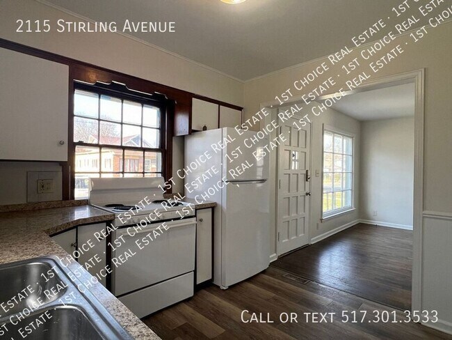 Foto del edificio - 2115 Stirling Ave