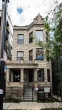 Building Photo - 1219 N California Ave
