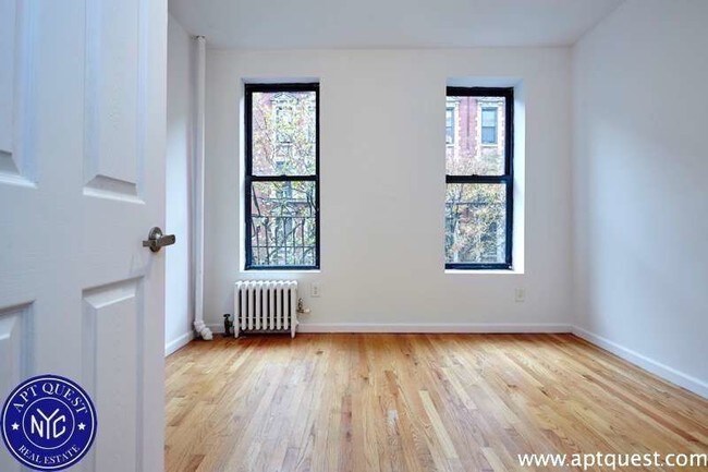 Foto del edificio - 170 Thompson St