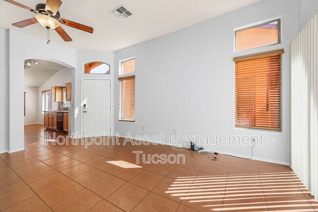 Foto del edificio - 2010 E Calle Arroyo Lindo