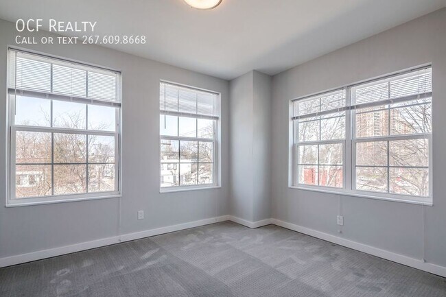 Foto del edificio - 17 S 44th St