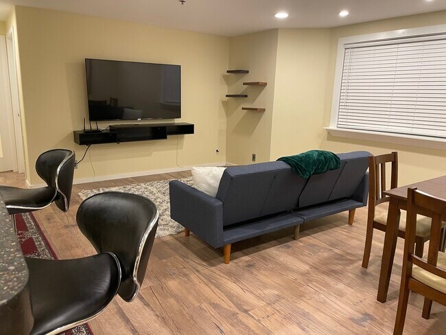 Foto del edificio - 1614 Summit Ave