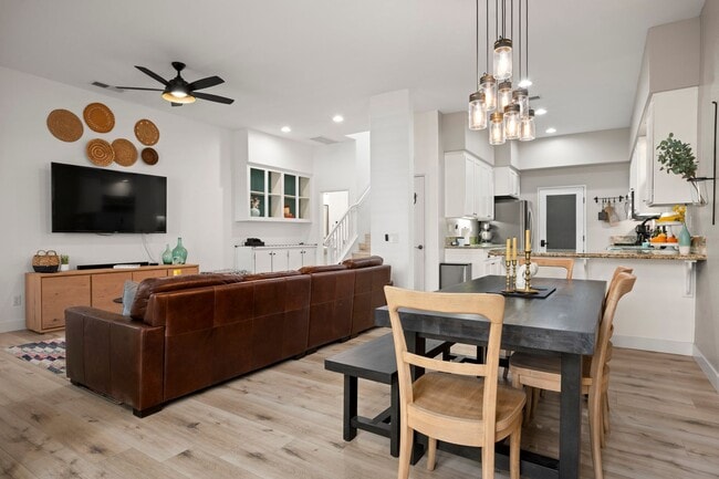 Building Photo - Beautiful Otay Ranch Home!