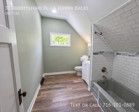 Building Photo - 30 Abbottsford Pl