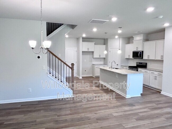 Building Photo - 212 Abbots Ml Dr